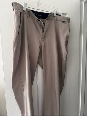 Travis Matthew Performance Khaki Pants 35/30